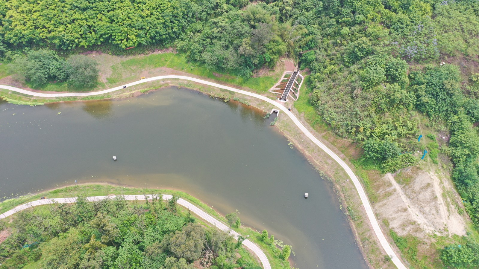 玉带河周边道路海绵化改造项目